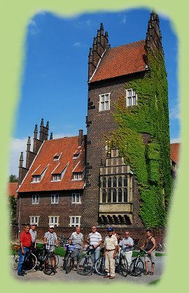 Fahrradtour der Ahsetaler Kegelgruppe - Schloss Heessen