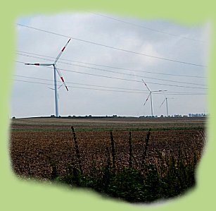 Fahrradtour der Ahsetaler Kegelgruppe - Windkraftanlage in Heessen