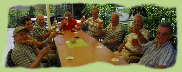 Fahrradtour der Ahsetaler Kegelgruppe - im Biergarten